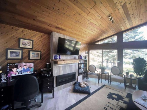 34 Lakeshore Drive, Grandview, AB - Indoor With Fireplace