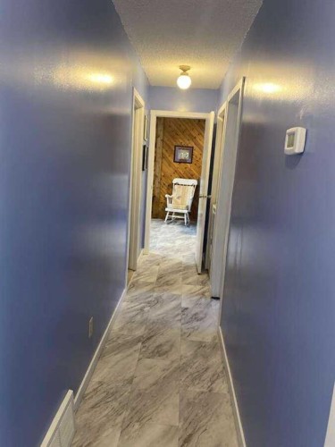34 Lakeshore Drive, Grandview, AB - Indoor Photo Showing Other Room