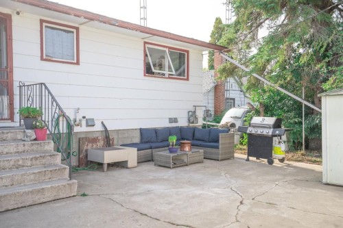 5011 51St Ave, Bashaw, AB - Outdoor With Exterior