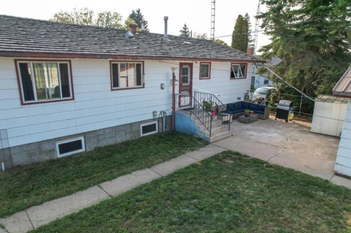 5011 51St Ave, Bashaw, AB - Outdoor