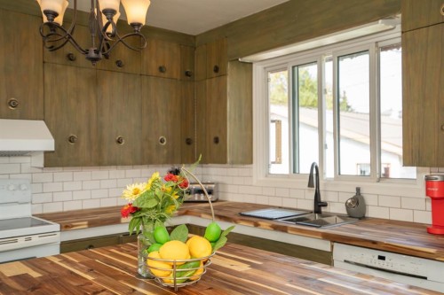 5011 51St Ave, Bashaw, AB - Indoor Photo Showing Other Room