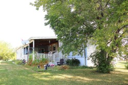 47-33009 Range Road 55  Rural Mountain View County, AB T0M 1X0