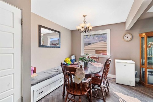3205 44A Avenue, Red Deer, AB - Indoor Photo Showing Dining Room