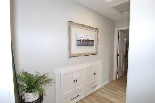 108 Marina Bay Court, Sylvan Lake, AB - Indoor Photo Showing Other Room