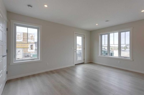 215-40 Livingston Parade Ne, Calgary, AB - Indoor Photo Showing Other Room