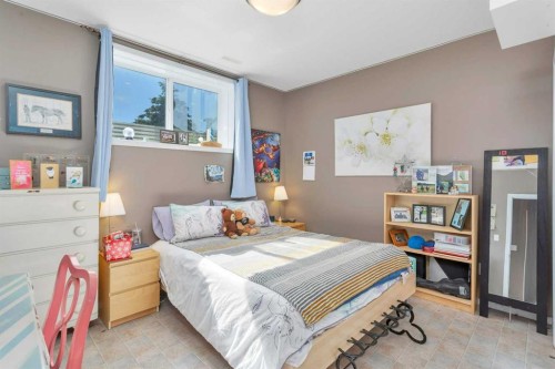 394073 Range Road 44, Rural Clearwater County, AB - Indoor Photo Showing Bedroom