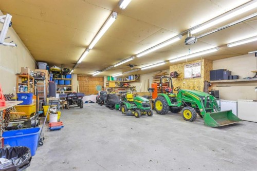 394073 Range Road 44, Rural Clearwater County, AB - Indoor Photo Showing Garage