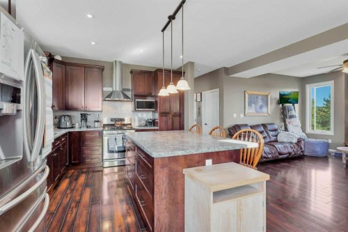 394073 Range Road 44, Rural Clearwater County, AB - Indoor Photo Showing Kitchen