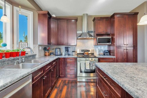 394073 Range Road 44, Rural Clearwater County, AB - Indoor Photo Showing Kitchen With Double Sink