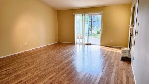 621 6 Avenue Sw, Sundre, AB - Indoor Photo Showing Other Room