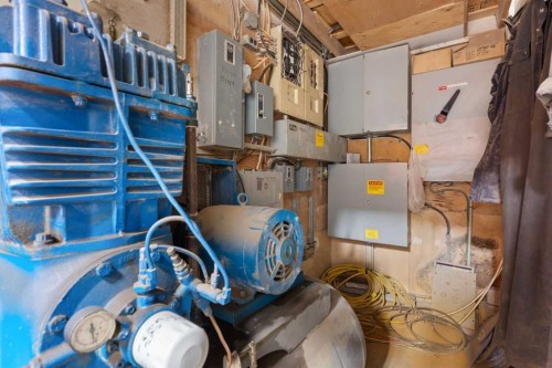 5002 50 Street, Strome, AB 