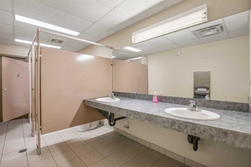 5007 46 Street, Sylvan Lake, AB 