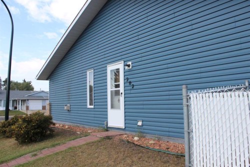 202 Ebert Close, Red Deer, AB - Outdoor