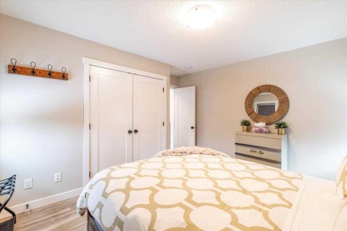 33 Lakeshore Drive, Grandview, AB - Indoor Photo Showing Bedroom