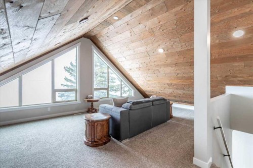 33 Lakeshore Drive, Grandview, AB - Indoor Photo Showing Other Room