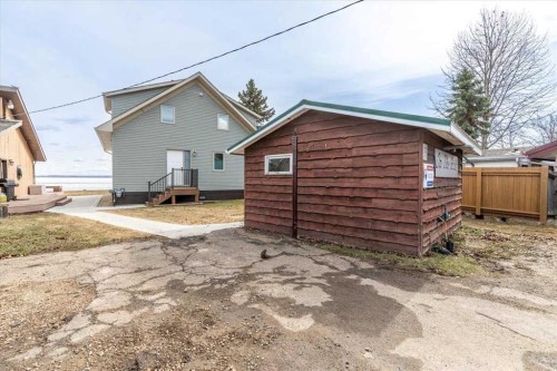 33 Lakeshore Drive, Grandview, AB - Outdoor