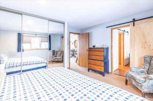 35 Lakeshore Drive, Grandview, AB - Indoor Photo Showing Bedroom