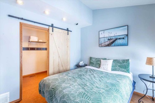 35 Lakeshore Drive, Grandview, AB - Indoor Photo Showing Bedroom