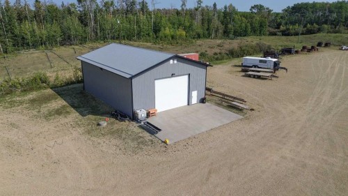 3021 Township Road 400, Rural Lacombe County, AB 