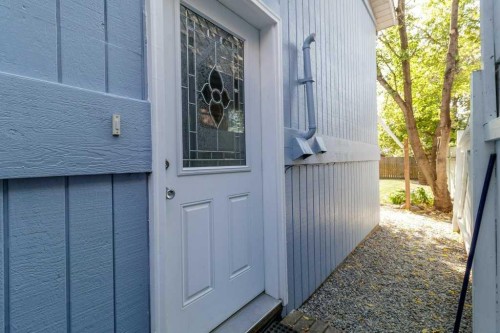 5016 44 Street, Sylvan Lake, AB - Outdoor With Exterior