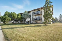 205-25 Robinson Avenue  Penhold, AB T0M 1R0