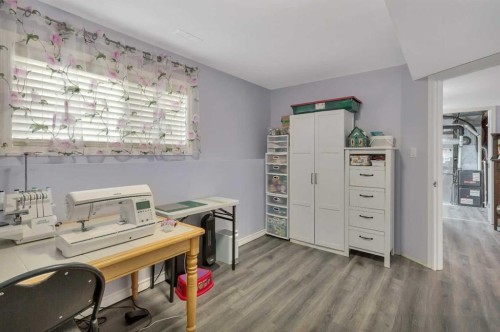 5 Heritage Drive, Penhold, AB - Indoor Photo Showing Other Room