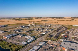 15 Toye Street  Red Deer, AB T4P 0Y5