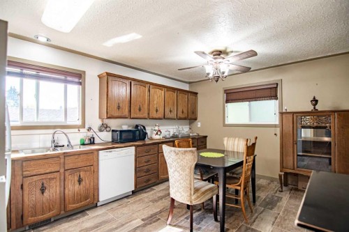 31 Bettenson Street, Red Deer, AB - Indoor