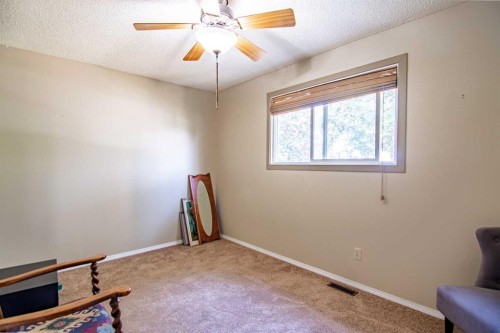 31 Bettenson Street, Red Deer, AB - Indoor Photo Showing Other Room