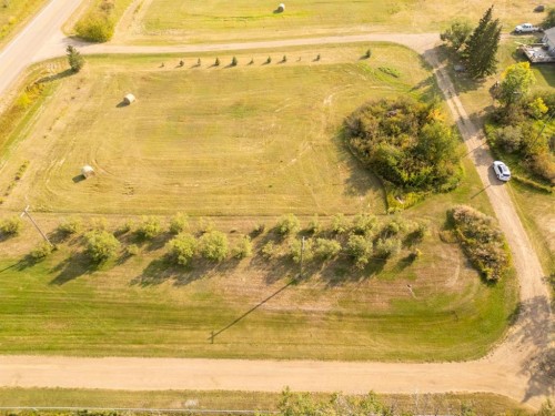 On Scott Street, Rural Stettler No. 6, County Of, AB 