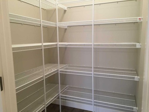 61 Maclean Close, Blackfalds, AB - Indoor With Storage