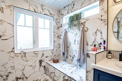 51 Illingworth Close, Red Deer, AB - Indoor Photo Showing Other Room