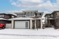 17 Lazaro Close  Red Deer, AB T4R 0R6