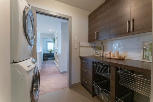 17 Lazaro Close, Red Deer, AB - Indoor Photo Showing Laundry Room
