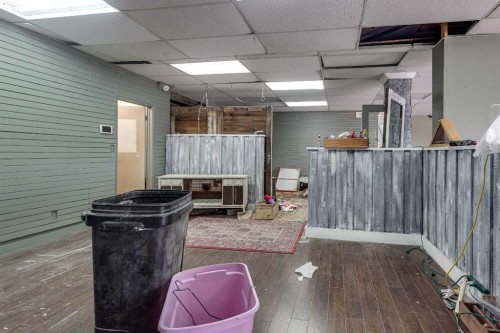 5101 50 Avenue, Red Deer, AB 