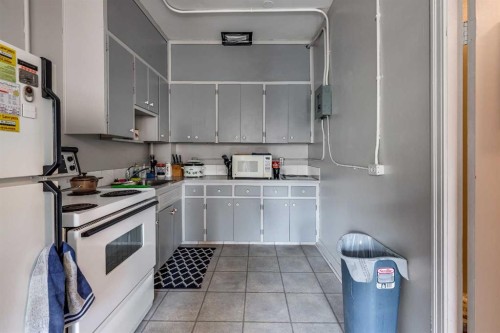 5101 50 Avenue, Red Deer, AB 