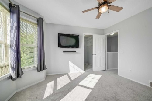 45 Cranberry Square, Calgary, AB - Indoor