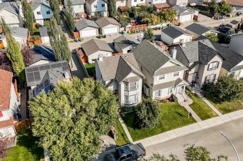 45 Cranberry Square, Calgary, AB - Outdoor