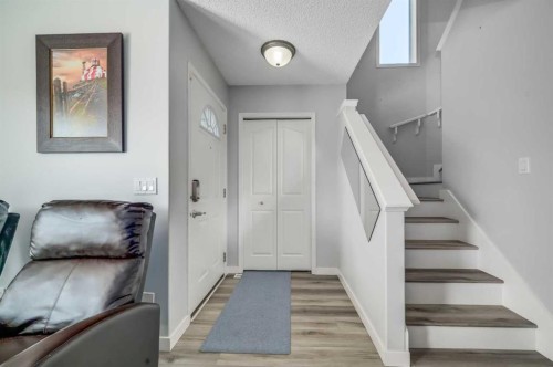 45 Cranberry Square, Calgary, AB - Indoor Photo Showing Other Room