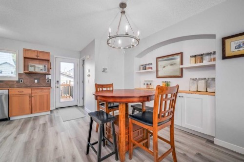 45 Cranberry Square, Calgary, AB - Indoor Photo Showing Dining Room