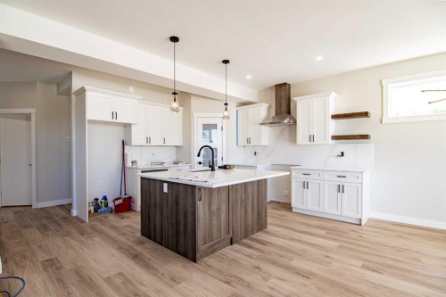 29 Vintage Close, Blackfalds, AB - Indoor Photo Showing Kitchen