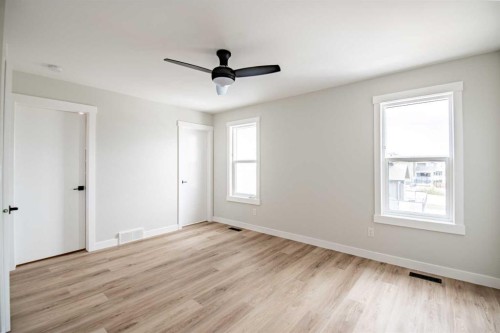29 Vintage Close, Blackfalds, AB - Indoor Photo Showing Other Room