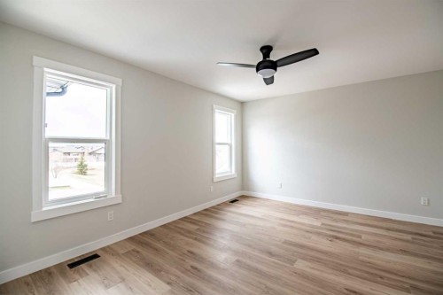 29 Vintage Close, Blackfalds, AB - Indoor Photo Showing Other Room
