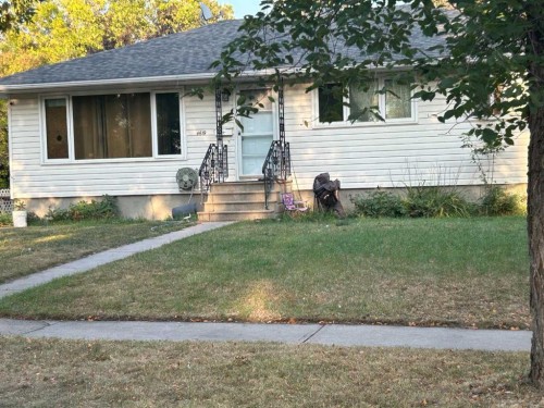 4619 48 Street, Camrose, AB - Outdoor