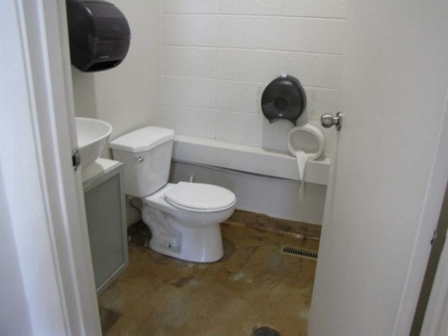 4303 And 4301 49 Street, Innisfail, AB 