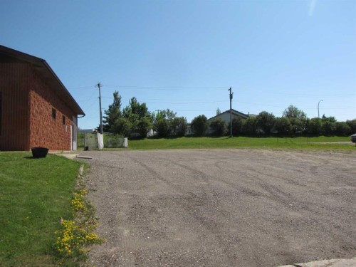 4303 And 4301 49 Street, Innisfail, AB 