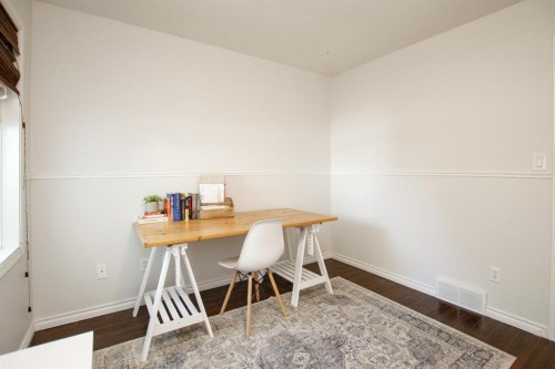 238 Davison Drive, Red Deer, AB - Indoor Photo Showing Office
