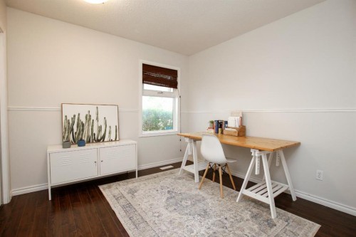 238 Davison Drive, Red Deer, AB - Indoor Photo Showing Other Room