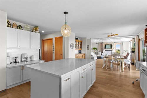 40017 Rr23, Rural Lacombe County, AB - Indoor Photo Showing Kitchen