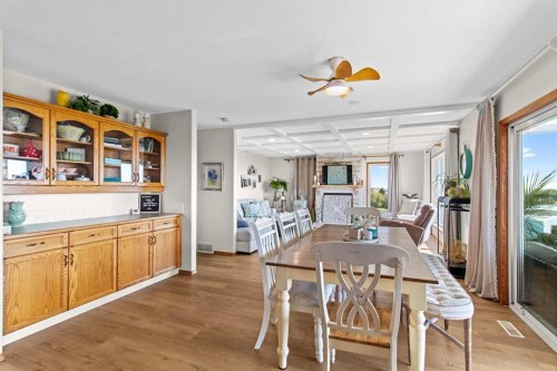 40017 Rr23, Rural Lacombe County, AB - Indoor Photo Showing Dining Room